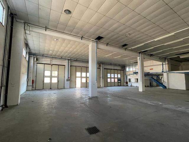 #15438 Porzione di capannone commerciale in vendita - foto 8