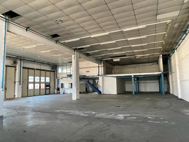 #15438 Porzione di capannone commerciale in vendita - foto 9