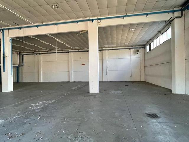 #15438 Porzione di capannone commerciale in vendita - foto 11
