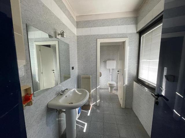 #15438 Porzione di capannone commerciale in vendita - foto 13