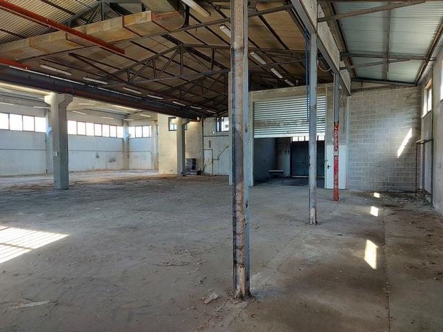 Fabbricati industriali in vendita