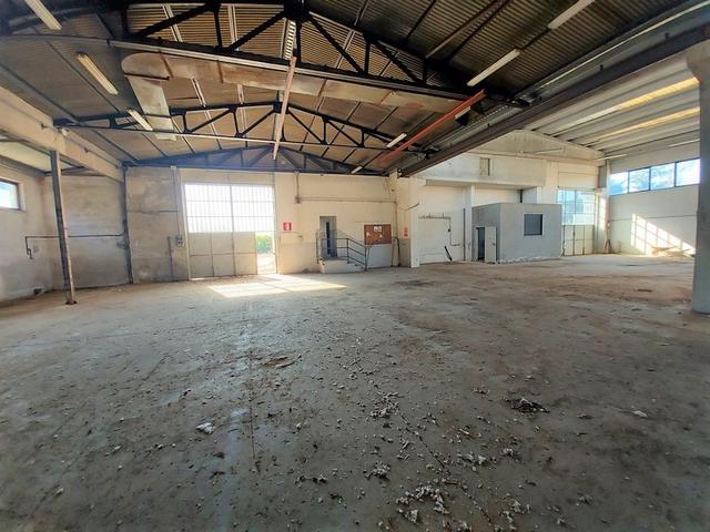 Fabbricati industriali in vendita