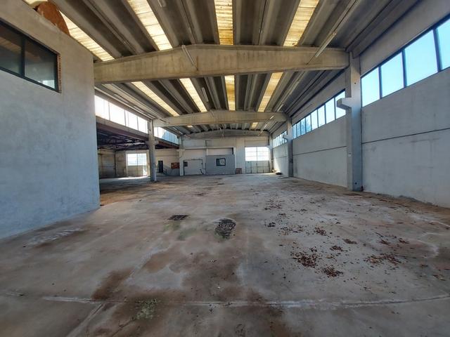 Fabbricati industriali in vendita
