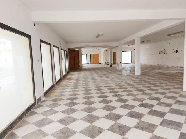 #15449 Negozio in zona centrale in vendita - foto 2