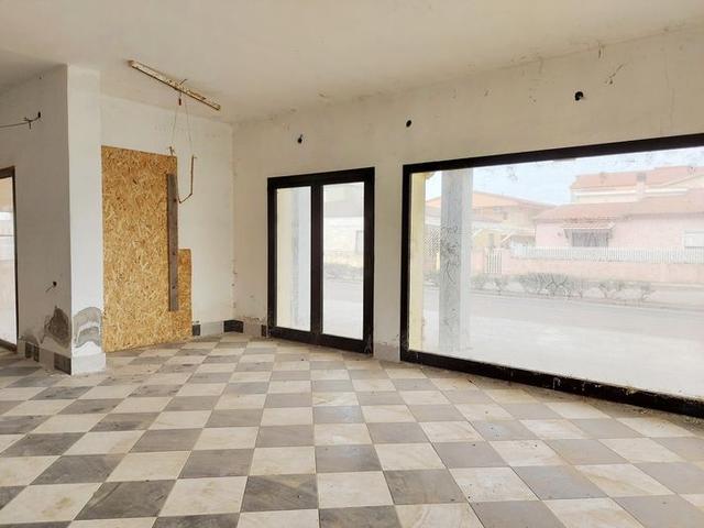 #15449 Negozio in zona centrale in vendita - foto 4