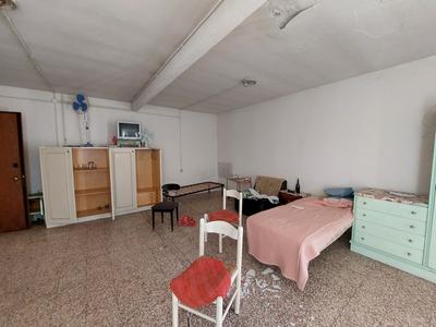 Indipendenti in vendita