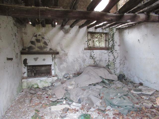 #15548 Terreni agricoli con fabbricati precari in vendita - foto 3