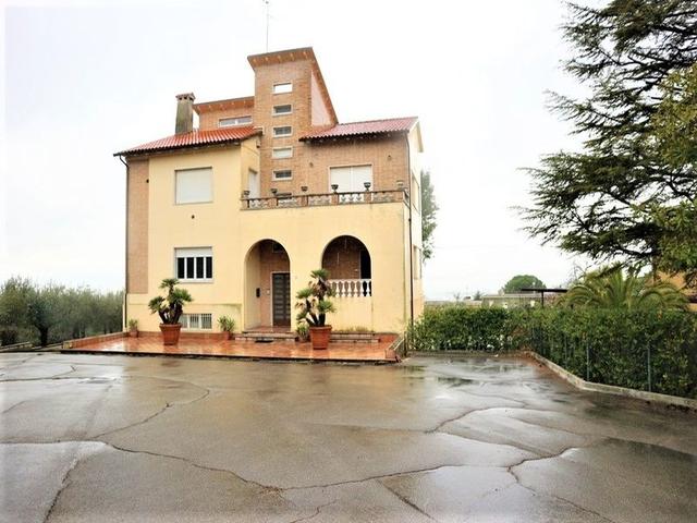 #15772 Ufficio al piano terra con corte esclusiva in vendita - foto 1