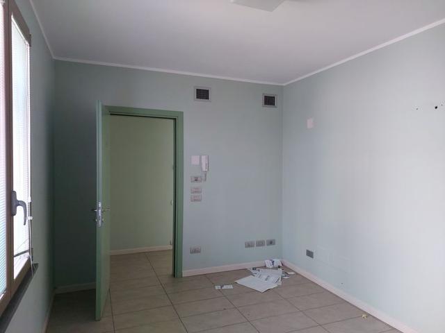 #15785 Ufficio al piano terra in vendita - foto 14
