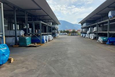 Fabbricati industriali in vendita