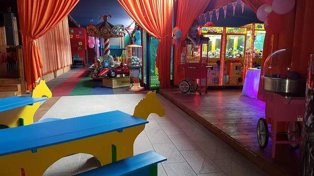 #15979 Complesso immobiliare ricettivo con abitazione ristorante piscina e sala ballo in vendita - foto 21