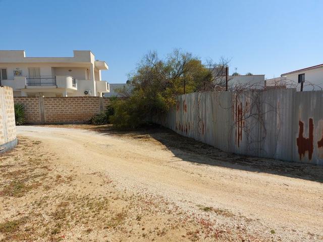 #15998 Appezzamento di terreno e n. 4 lotti edificabili in vendita - foto 3
