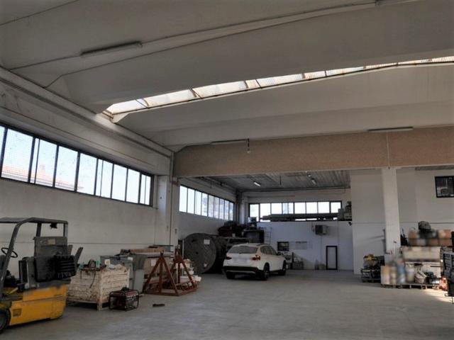 #16137 Capannone industriale con uffici e abitazione in vendita - foto 7