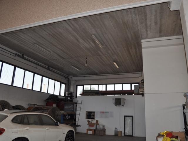 #16137 Capannone industriale con uffici e abitazione in vendita - foto 8