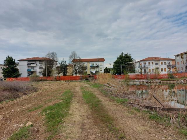 #16210 Terreno edificabile di 14.484 mq in vendita - foto 8