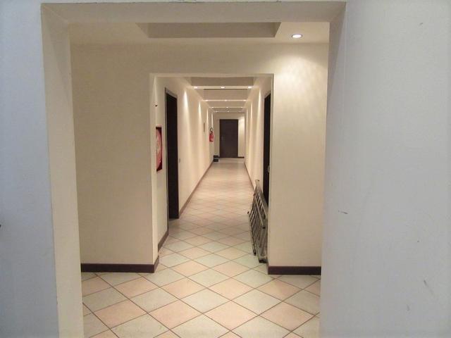 #1648 Ufficio (sub 74) al piano primo di centro commerciale in vendita - foto 4