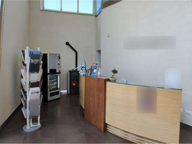 Complessi commerciali in vendita
