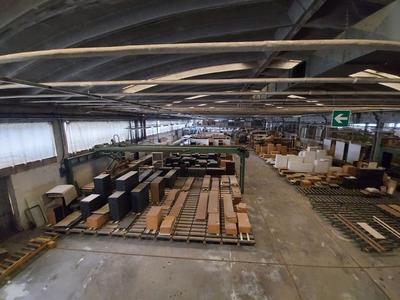 Stabilimenti produttivi in vendita