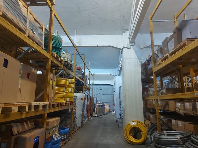 #18297 Immobile commerciale e quota di aree asfaltate in vendita - foto 12