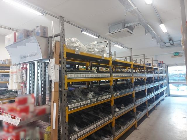 #18297 Immobile commerciale e quota di aree asfaltate in vendita - foto 14