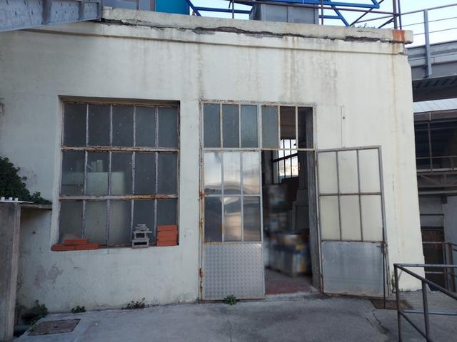 #18298 Complesso commerciale/logistico con area esterna in vendita - foto 6