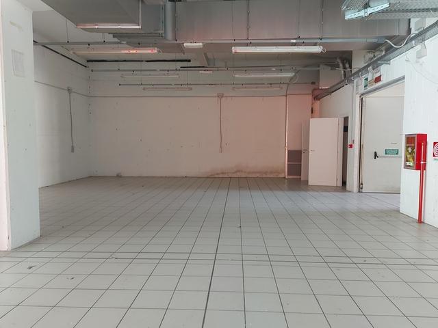 #18307 Ampio negozio in zona commerciale in vendita - foto 6