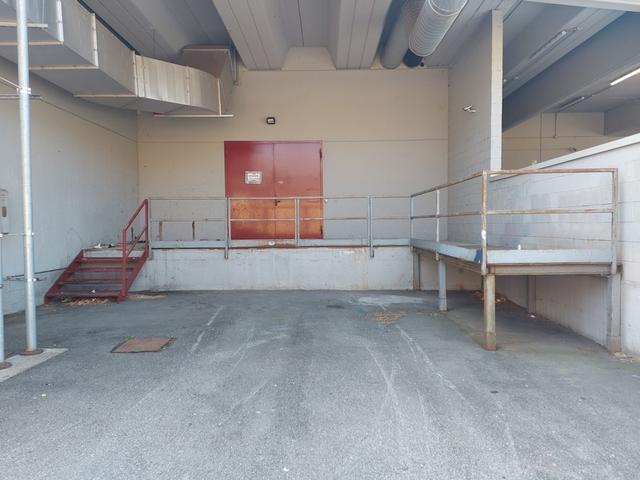 #18307 Ampio negozio in zona commerciale in vendita - foto 13
