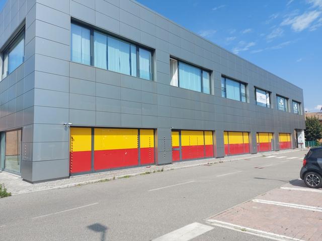 #18307 Ampio negozio in zona commerciale in vendita - foto 16