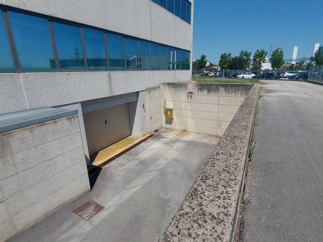 #18416 Compendio industriale con quota di edificabilità residua in vendita - foto 15