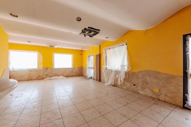 #18465 Negozio ex ristorante in zona residenziale in vendita - foto 2