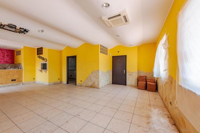 #18465 Negozio ex ristorante in zona residenziale in vendita - foto 11