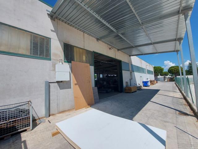 #18520 Opificio con uffici e corte esclusiva in vendita - foto 3
