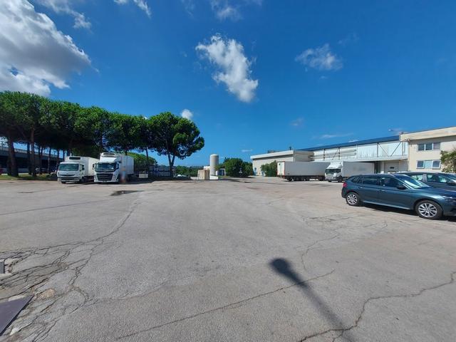 #18560 Complesso industriale con aree annesse in vendita - foto 5