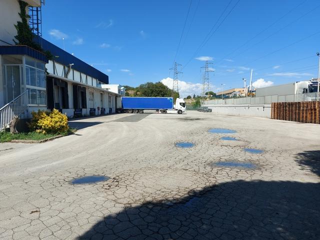 #18560 Complesso industriale con aree annesse in vendita - foto 8