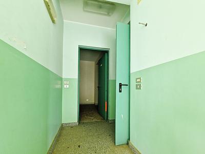 Con servizi in vendita