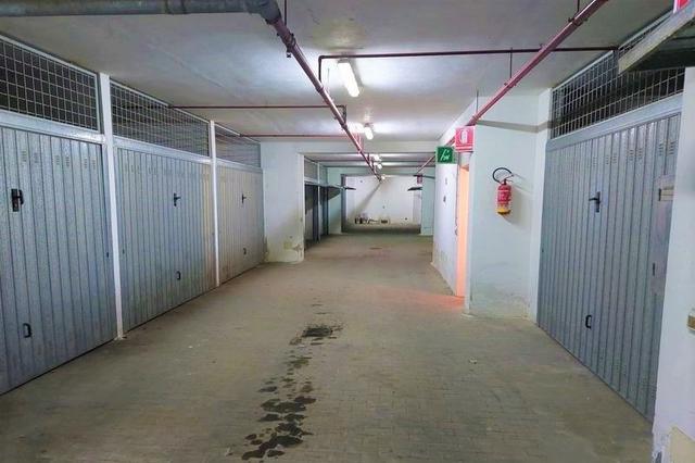 Garage in vendita