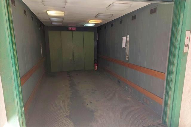 Garage in vendita