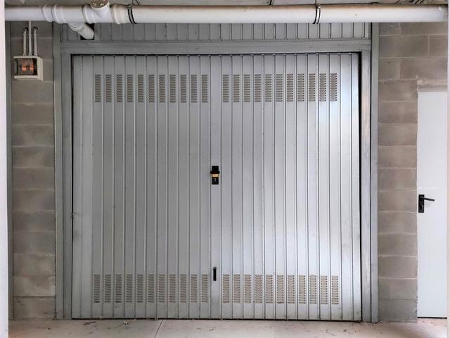 #18770 Ufficio al piano primo con quattro garage in vendita - foto 15