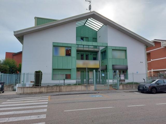 #18772 Laboratorio al piano secondo con due garage in vendita - foto 10