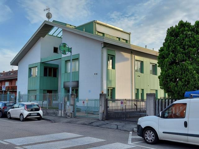 #18772 Laboratorio al piano secondo con due garage in vendita - foto 12