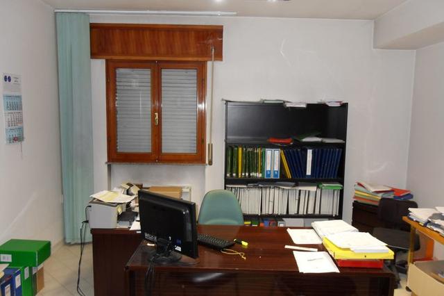 #18847 Ufficio duplex e deposito seminterrato in vendita - foto 3