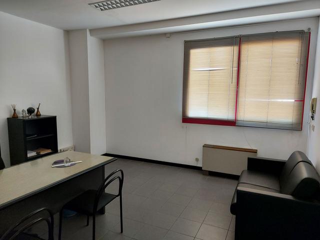 #19018 Opificio industriale con corte esterna in vendita - foto 16