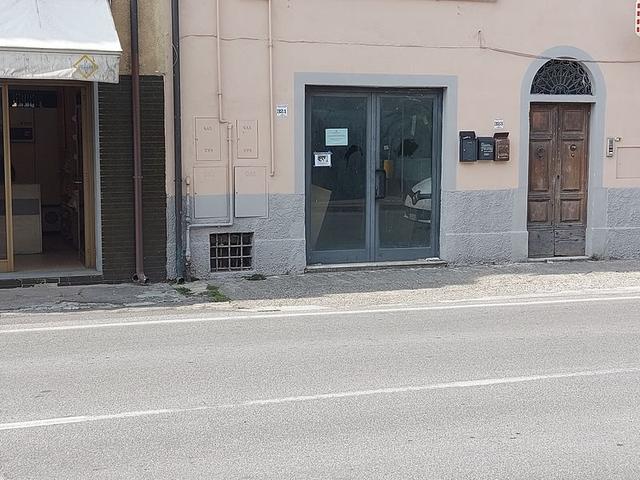 #19029 Locale commerciale con cantina in vendita - foto 3