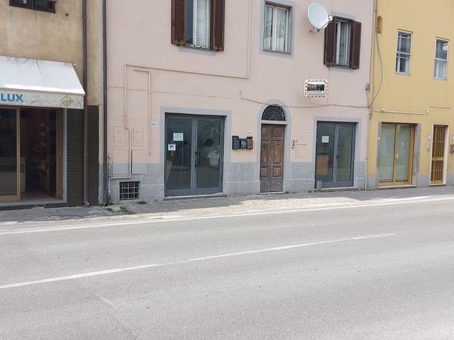 #19029 Locale commerciale con cantina in vendita - foto 4
