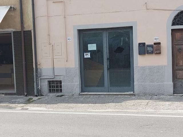 #19029 Locale commerciale con cantina in vendita - foto 5