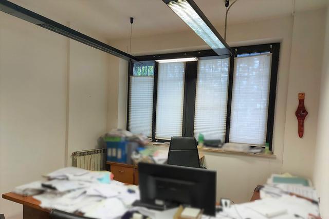 #19112 Locale direzionale con parcheggio esclusivo in vendita - foto 6