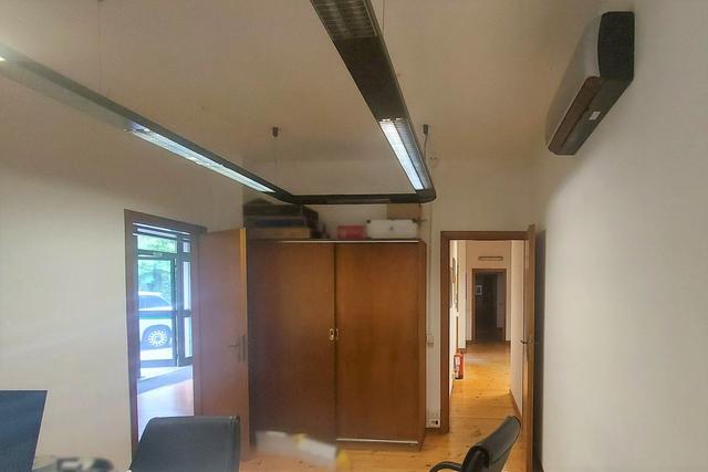 #19112 Locale direzionale con parcheggio esclusivo in vendita - foto 7