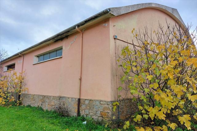 #19432 Complesso artigianale con cortile e pertinenze in vendita - foto 5