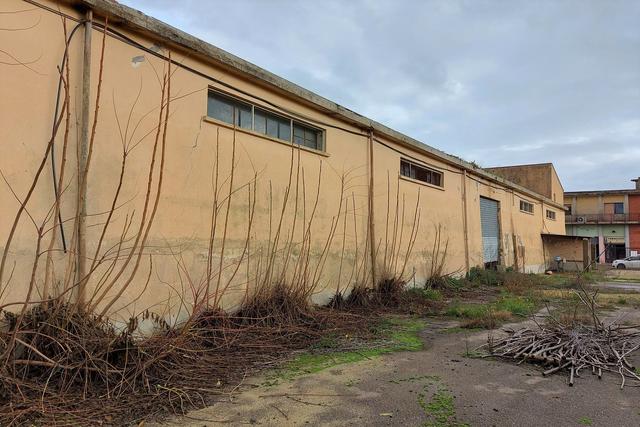 #19436 Complesso artigianale con cortile e pertinenze in vendita - foto 11