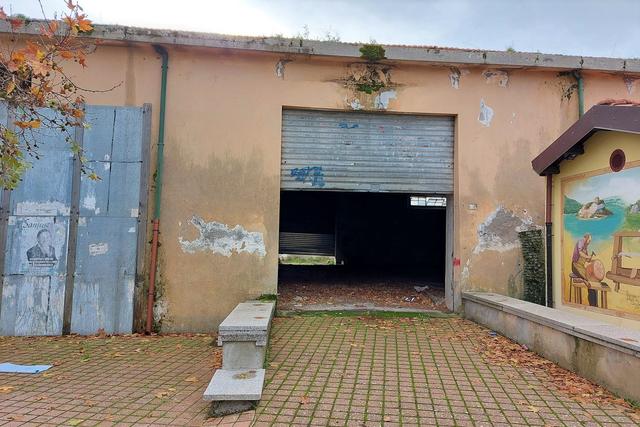 #19436 Complesso artigianale con cortile e pertinenze in vendita - foto 15